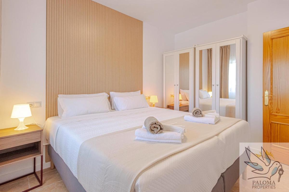 Apartment Benal 1 Bdr With Excellent Location *
